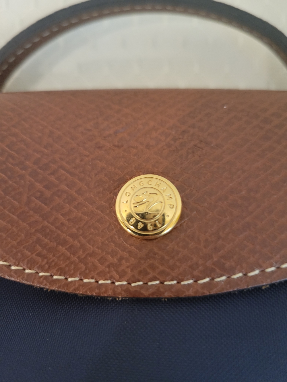 Longchamp Mini Top-Handle Pounch Navy and Brown Leather - Picture 4 of 8